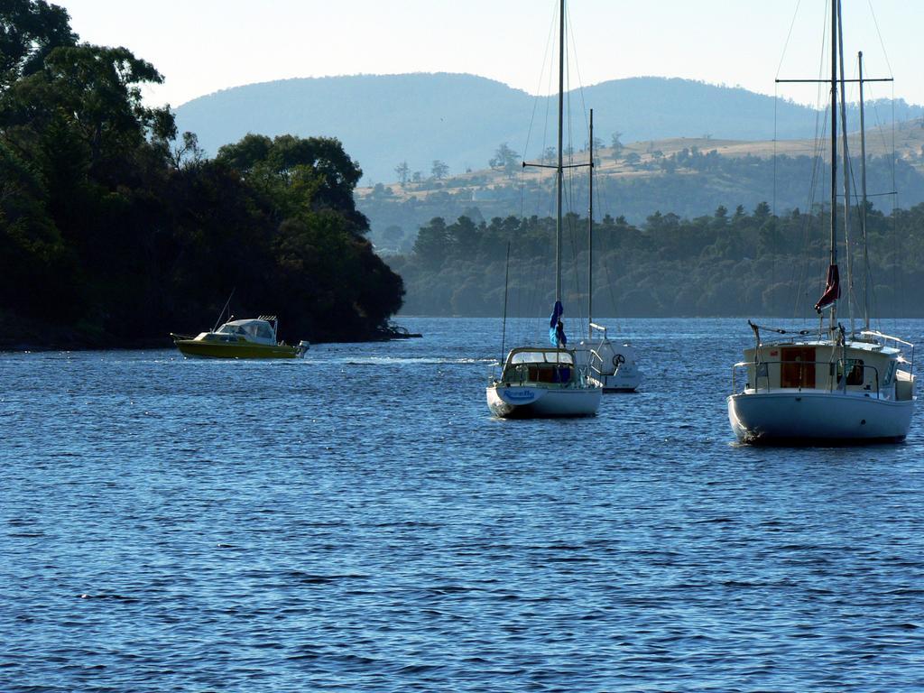 Вілла Derwent Retreat Austins Ferry Екстер'єр фото
